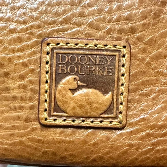 New Without Tags Dooney & Bourke Florentine Large Slim Wristlet Sachel - Picture 4 of 5